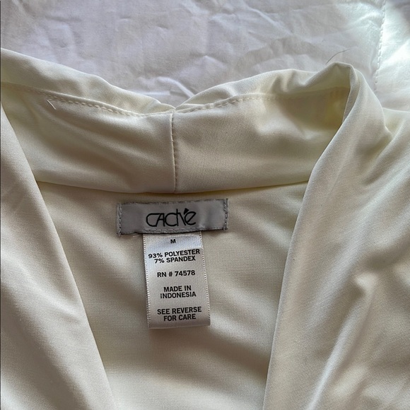 Cream Ruched Top - Picture 4 of 4